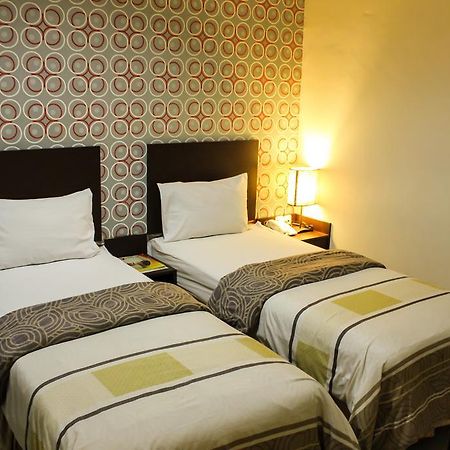 Vindhika Hotel Makassar Kültér fotó