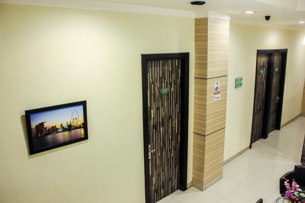Vindhika Hotel Makassar Kültér fotó